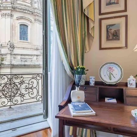 3bd Apt Near Colosseum Roma
