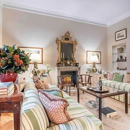 3bd Apt Near Colosseum